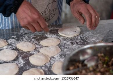 衢州有哪些特產小吃：細品江風之中的地道美食